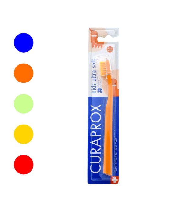 Curaprox-bad-kids-ultra-soft-4-12-years-1.png Curaprox Brosse a Dents Kids Ultra Soft 4-12 ans – Image 1