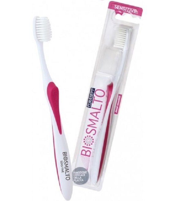 curasept-spazzolino-biosmalto-sensitive-1.jpg CURASEPT Biosmalto Brosse à Dent Sensitive Teeth – Image 1