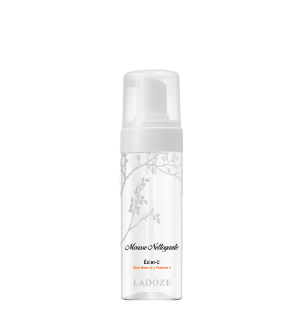 ladoze-mousse-nettoyante-a-la-vitamine-c.png LADOZE Mousse à la vitamine C – Image 1