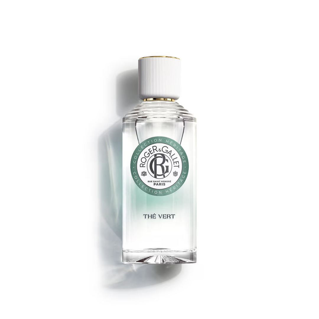 Roger-Gallet-Eau-De-Parfumee-Feuille-de-The-100ml.png Roger & Gallet Eau De Parfumee Bienfaisante Thé Vert 100ml – Image 1